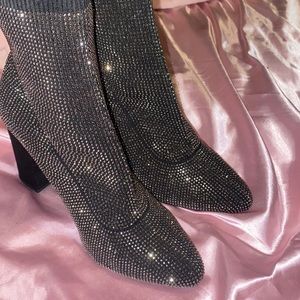 Women’s sparkly boot heels